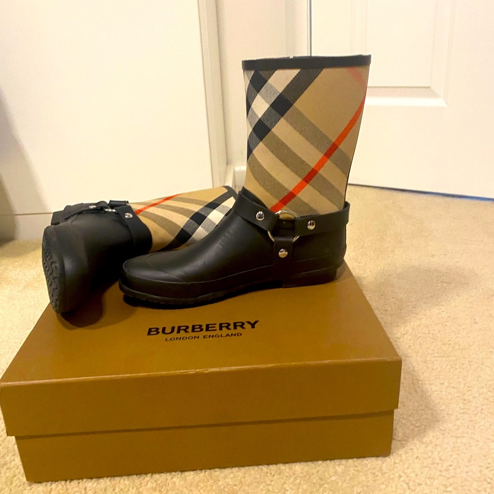 Burberry Zane Check Rain Boot
